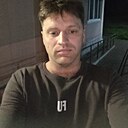Говард, 33 года