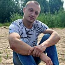 Толя, 33 года