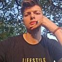 Максим, 20 лет