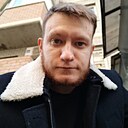 Слава, 33 года