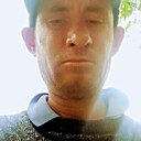 Адольф, 33 года