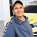 Олег, 33 года