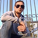Максим, 22 года