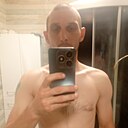 Илья, 32 года