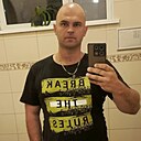 Олег, 34 года