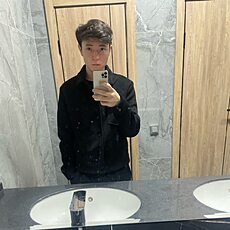 Фотография мужчины Рустам, 20 лет из г. Алматы