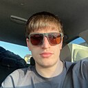 Гусейн, 23 года