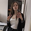 Вика, 23 года