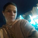 Королева, 21 год