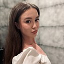 Карина, 18 лет