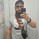 Михаил, 32 года