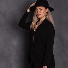Фотография девушки Настя, 23 года из г. Куйбышев