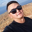 Макс, 33 года