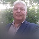 Генри, 52 года