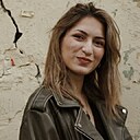 Si, 24 года
