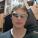 Олег, 23 года