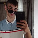 Максим, 18 лет