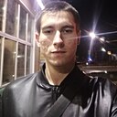 Максим, 23 года