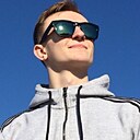 Максим, 24 года