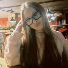 Фотография девушки Есения, 25 лет из г. Санкт-Петербург