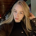 Полина, 22 года