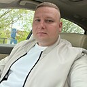 Роман, 33 года