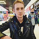 Михаил, 33 года