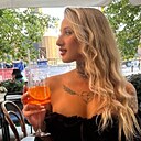Алиса, 22 года