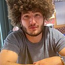 Гурурян Эдуард, 23 года