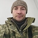 Павло, 24 года