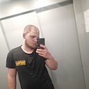Михаил, 34 года