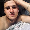 Антон, 23 года