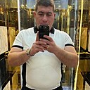 Амар Исауан, 27 лет
