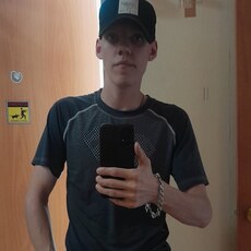 Фотография мужчины Алексей, 24 года из г. Сургут