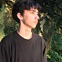 Лев, 18 лет
