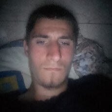 Фотография мужчины Алим, 19 лет из г. Симферополь