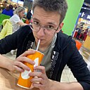 Максим, 19 лет