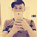 Ev, 33 года