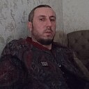Иса, 37 лет