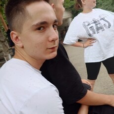 Фотография мужчины Дмитрий, 18 лет из г. Георгиевск