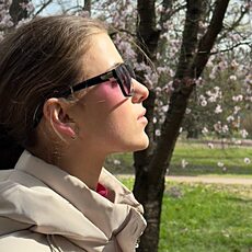 Фотография девушки Полина, 19 лет из г. Рязань