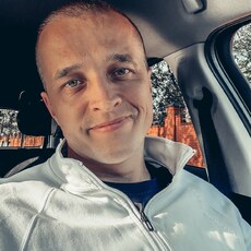 Михаил, 38 из г. Санкт-Петербург.
