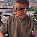 Артур, 26 лет