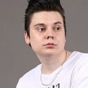 Денис, 24 года