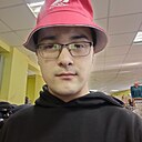 Нияз, 23 года