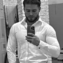 Malhi, 23 года