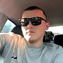 Денис, 33 года