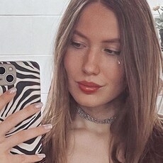 Фотография девушки Настя, 21 год из г. Саяногорск