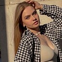Полина, 23 года