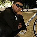 Жанбо, 34 года